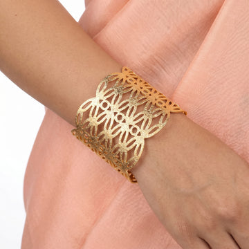 PRAO Bracelet Anti-Tarnish Filigree Geometric Cutout Cuff (Adjustable Size)