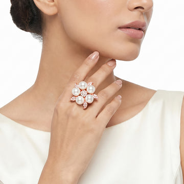 PRAO Ring Anti-Tarnish Pearl Floral Leaf (Adjustable Size)