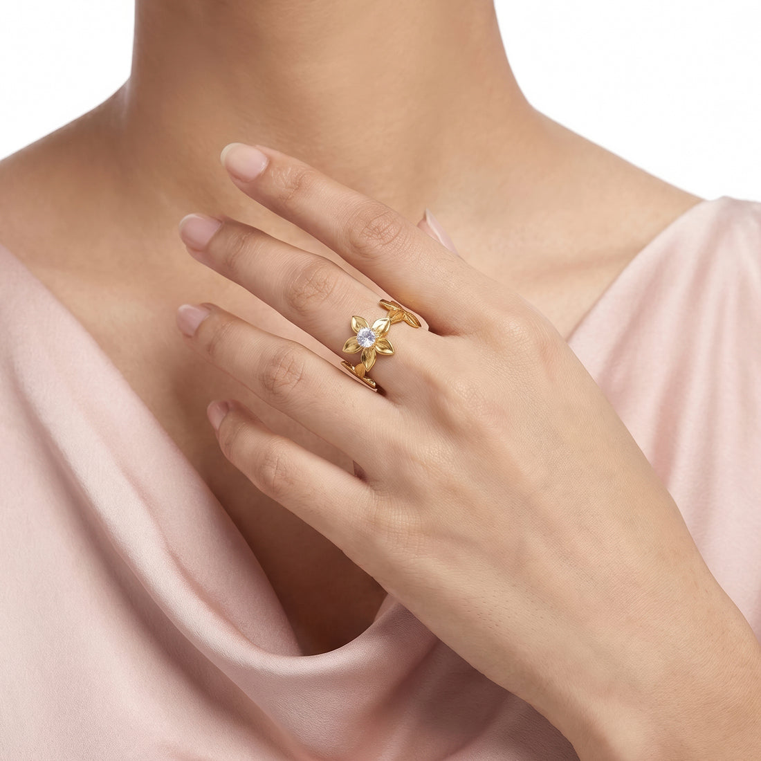 PRAO Ring Anti-Tarnish Five Petal Floral Crystal (Adjustable Size)