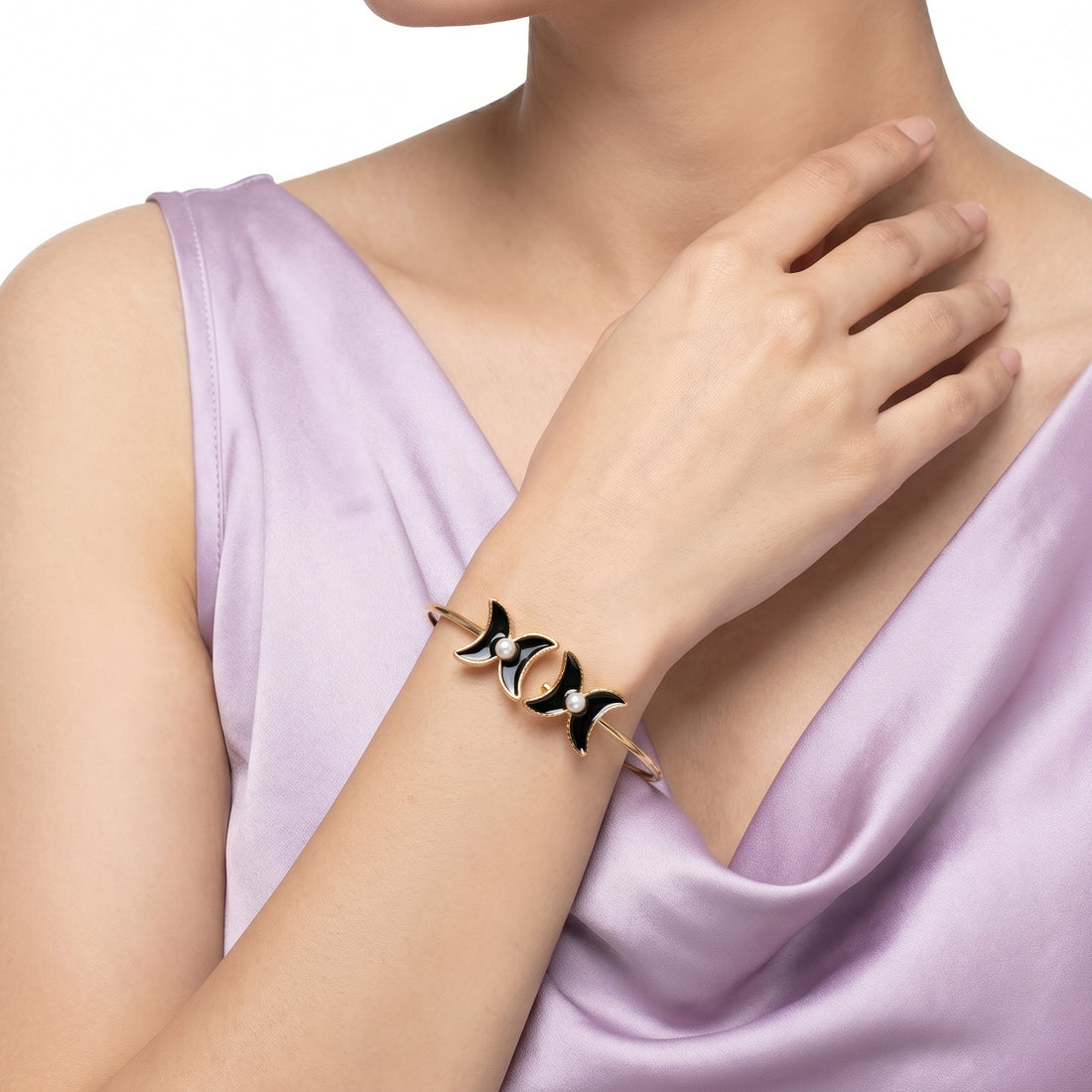 PRAO Bracelet Anti-Tarnish Crescent Moon Pearl Bangle (Adjustable Size)