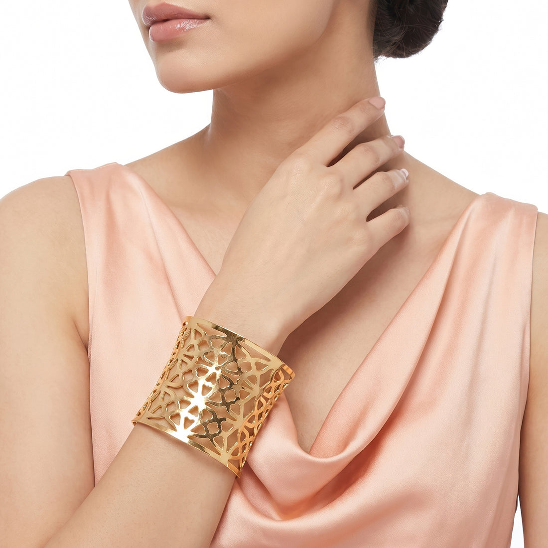 PRAO Bracelet Anti-Tarnish Heart Filigree Wide Cuff (Adjustable Size)