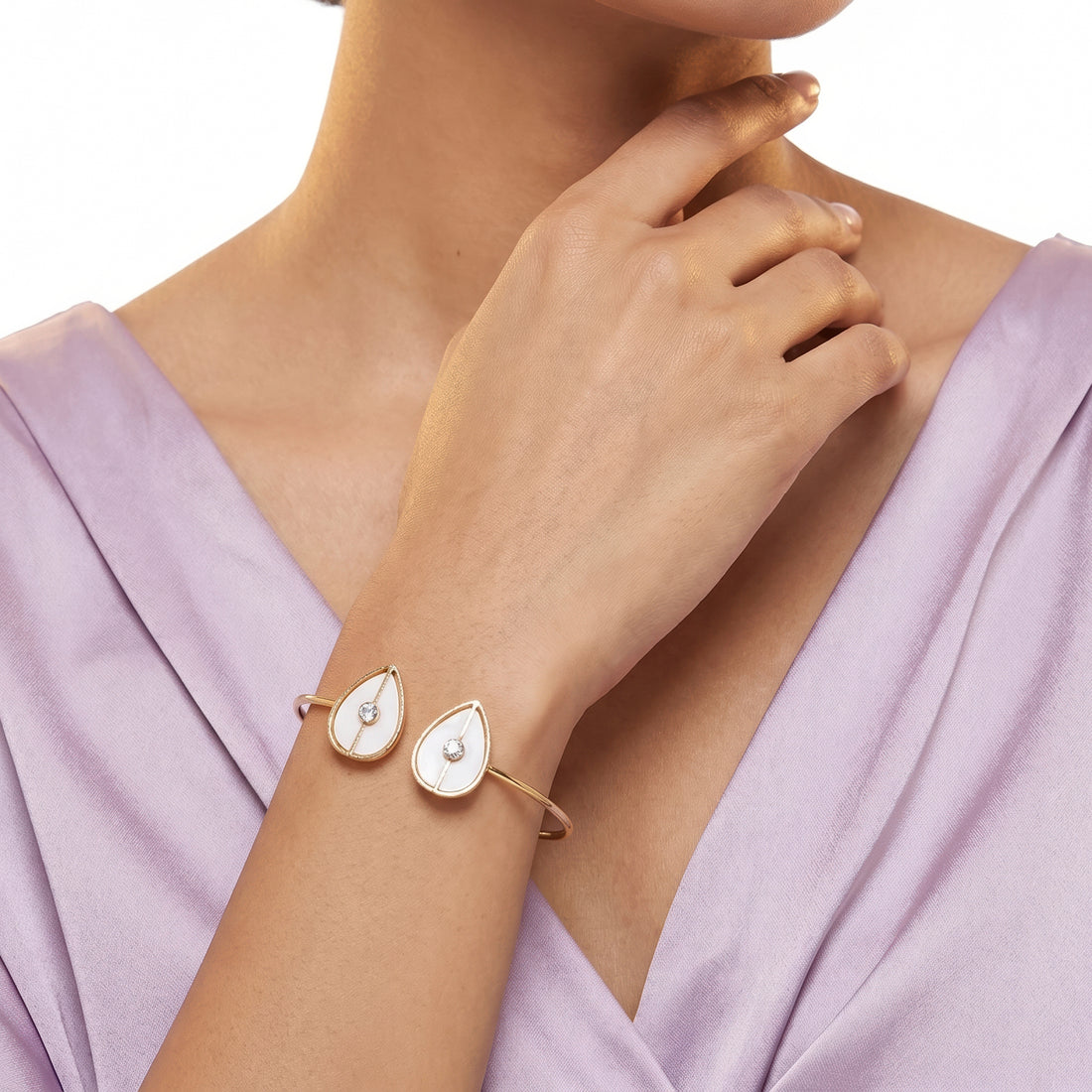 PRAO Bracelet Anti-Tarnish Pear Charm Crystal Open Bangle (Adjustable Size)