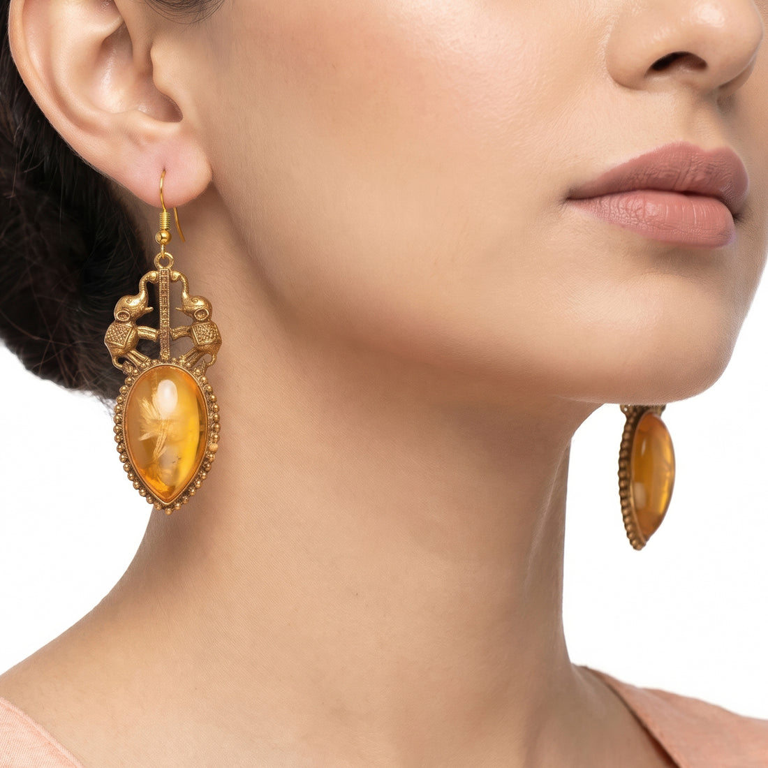 PRAO Earrings Anti-Tarnish Amber Stone Elephant