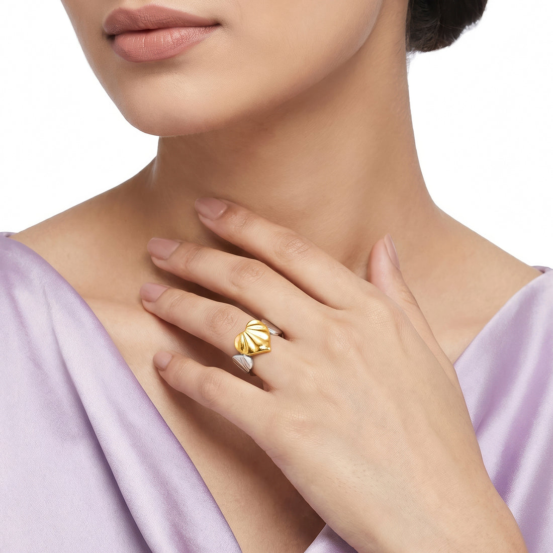 PRAO Ring Anti-Tarnish Textured Heart (Adjustable Size)