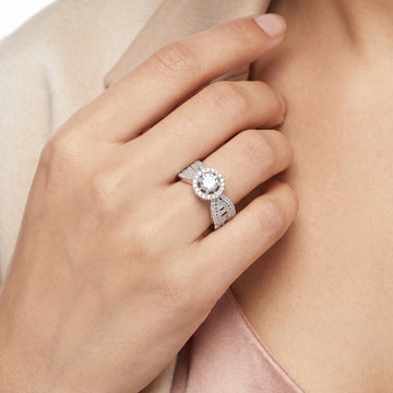 PRAO Ring Anti-Tarnish Solitaire Crystal (Adjustable Size)
