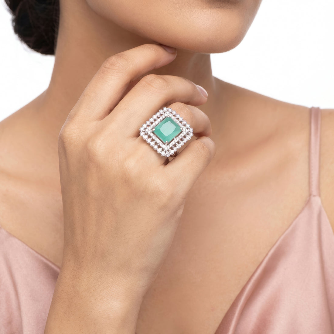 PRAO Ring Anti-Tarnish Mint Crystal Square (Adjustable Size)
