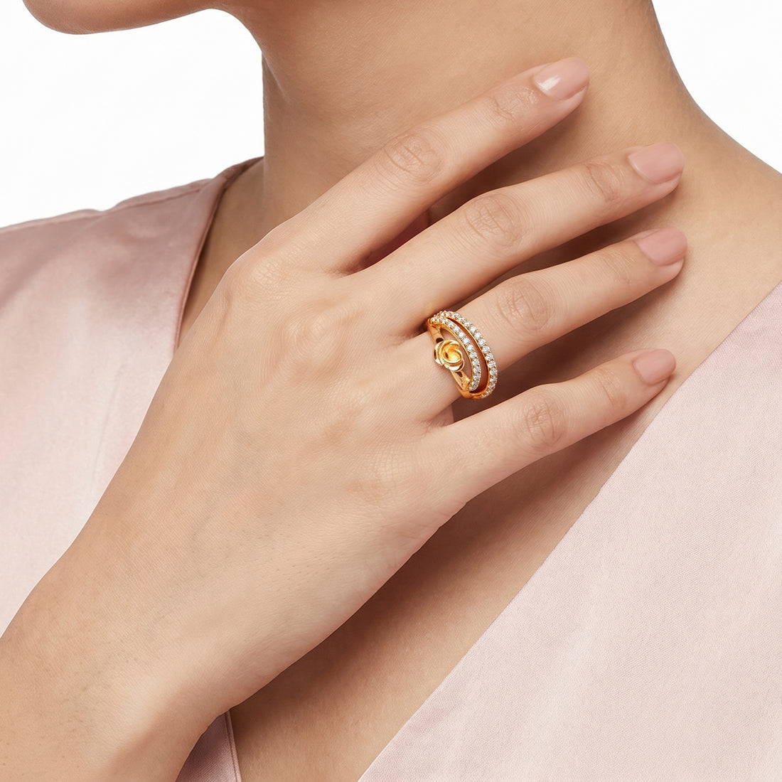PRAO Ring Anti-Tarnish Rose Motif Crystal (Adjustable Size)