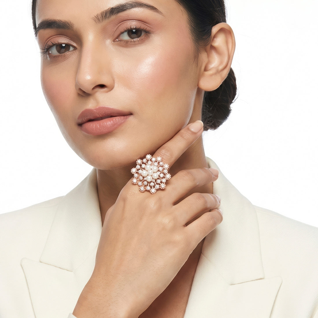 PRAO Ring Anti-Tarnish Pearl Cluster Ornate (Adjustable Size)