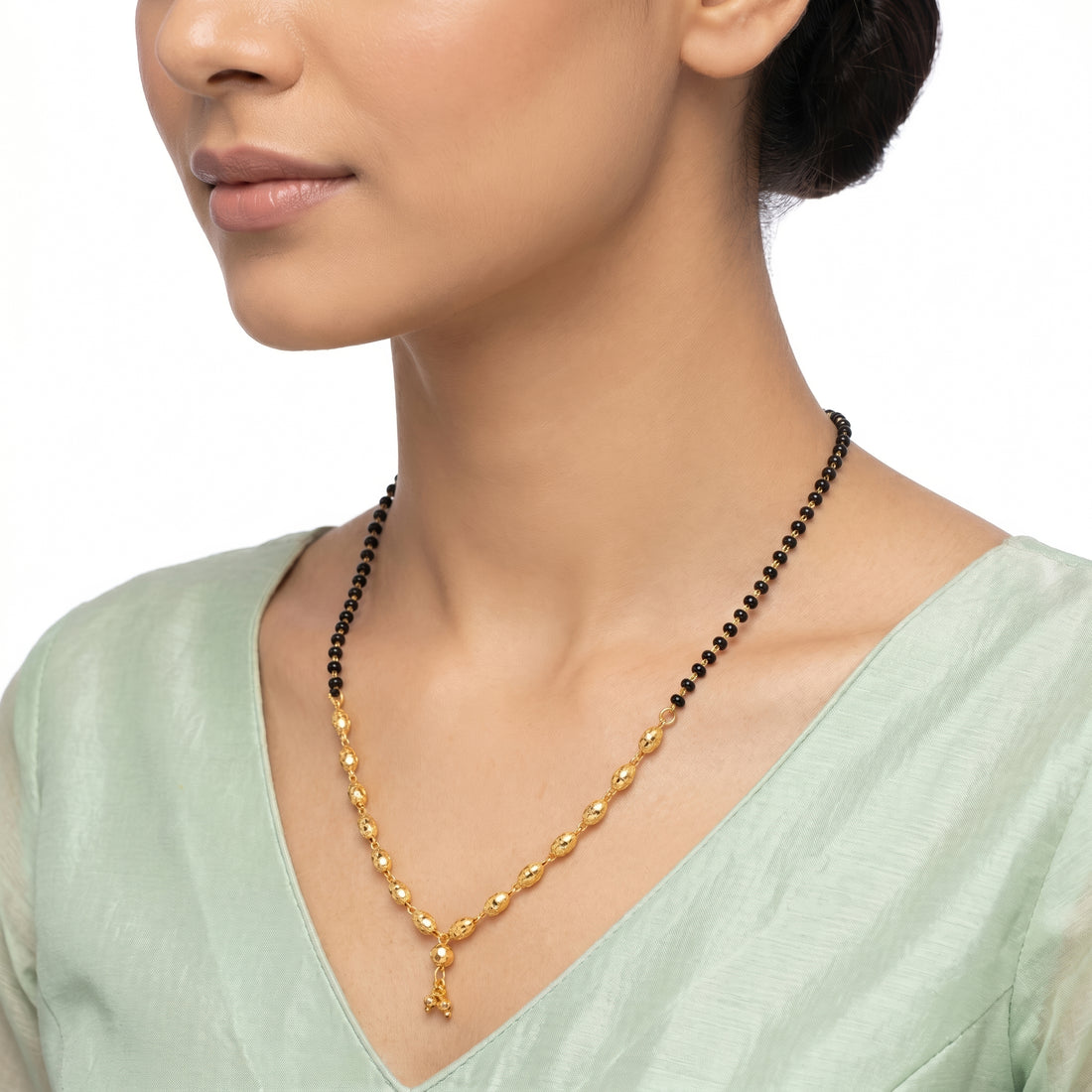 PRAO Necklace Anti-Tarnish Mangalsutra With Oval Gold Accents