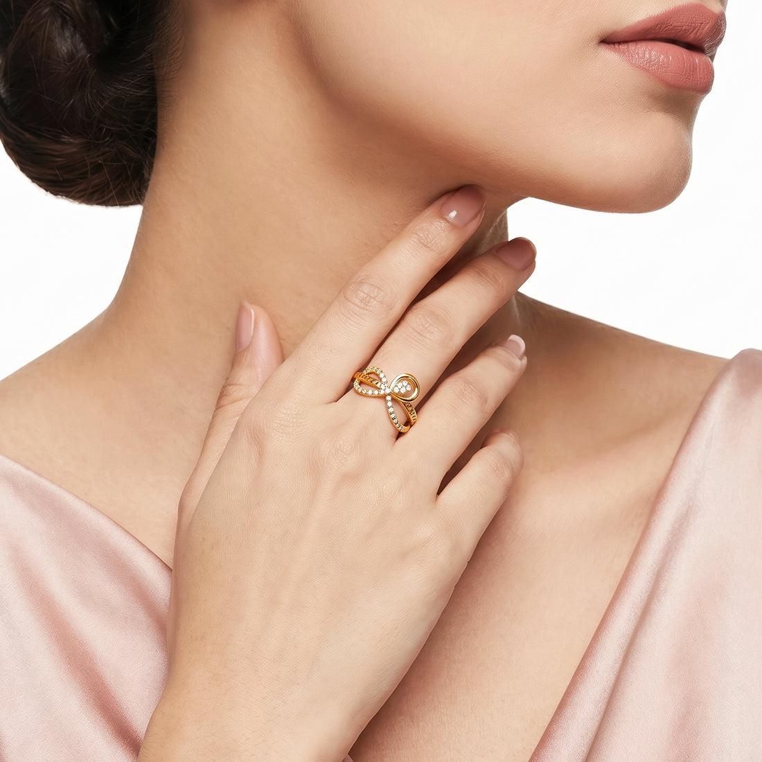 PRAO Ring Anti-Tarnish Crystal Loop Infinity (Adjustable Size)