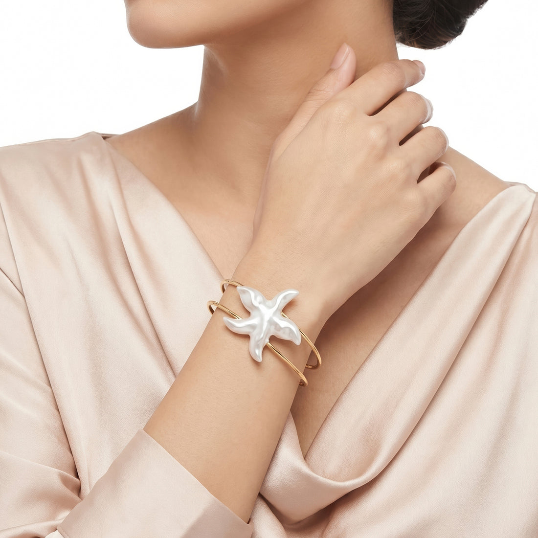 PRAO Bracelet Anti-Tarnish Matte White Starfish Wire Cuff (Adjustable Size)