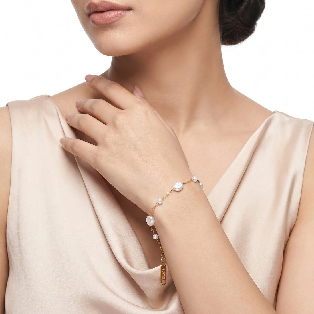 PRAO Bracelet Anti-Tarnish Iridescent Pearl Tablet Charm Spacer (Adjustable Size)