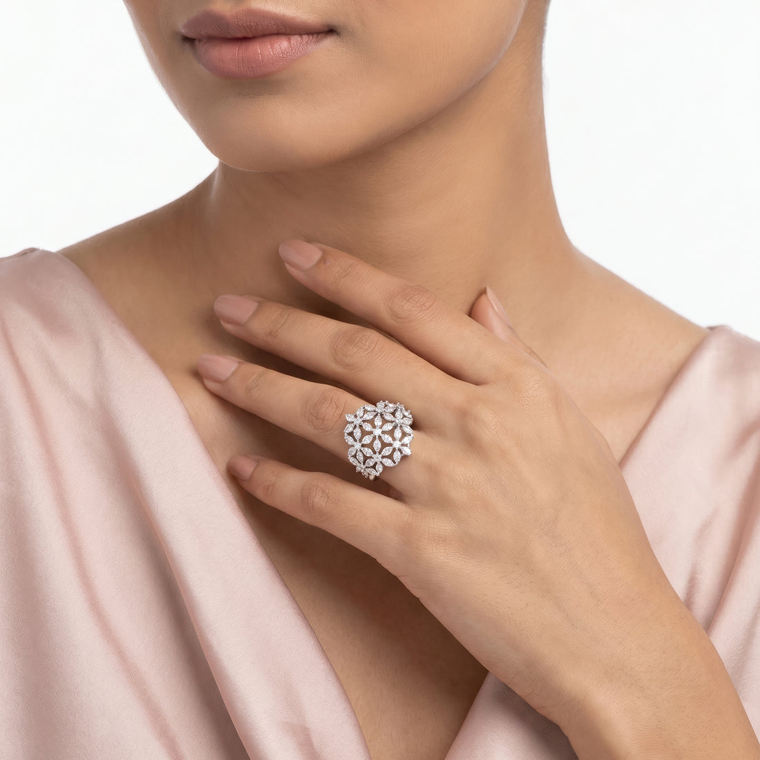 PRAO Ring Anti-Tarnish Floral Cluster Filigree (Adjustable Size)