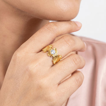 PRAO Ring Anti-Tarnish Ginkgo Leaf Crystal Accent (Adjustable Size)