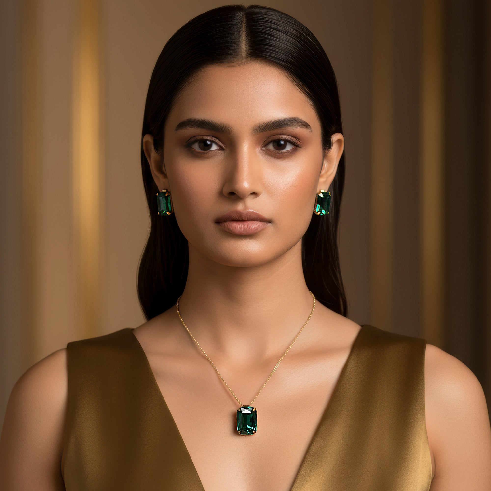 PRAO Anti-Tarnish Emerald Bliss Pendant Set