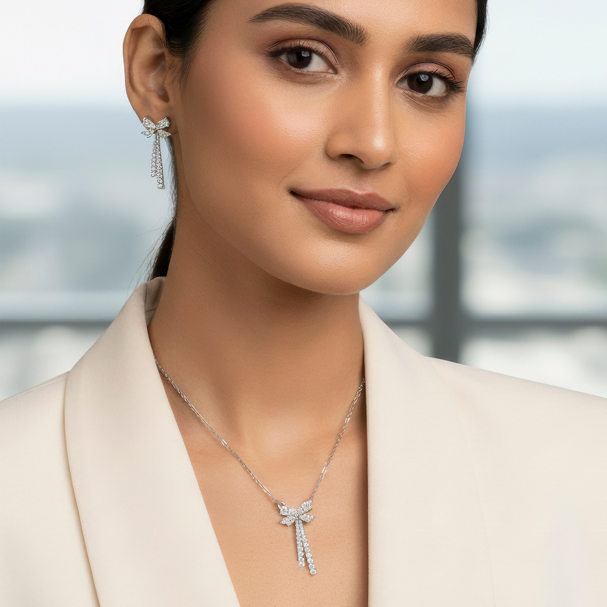 PRAO Anti-Tarnish Silver AD-Studded Bow Necklace Set with Earrings