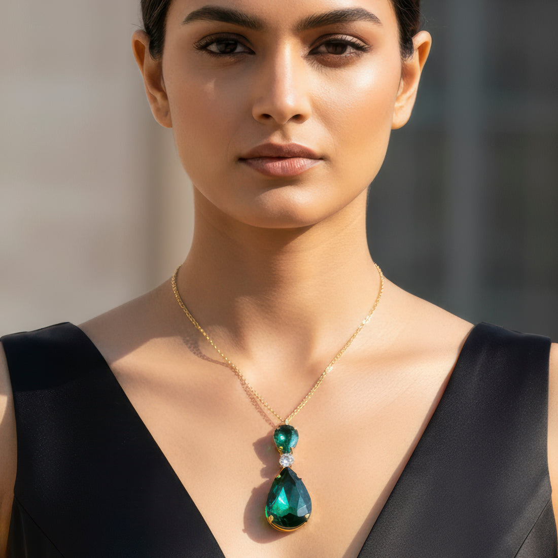 PRAO Anti-Tarnish Emerald Green Drop Crystal Pendant Necklace